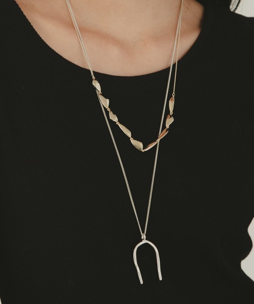 COLOR TOKYO ACCESSORIES（カラートウキョウアクセサリー）の「Uラインロングネックレス（ネックレス・レディース・シルバー/ゴールド・FREE）」の12枚目の写真