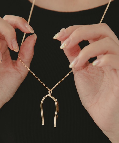 COLOR TOKYO ACCESSORIES（カラートウキョウアクセサリー）の「Uラインロングネックレス（ネックレス・レディース・シルバー/ゴールド・FREE）」の17枚目の写真