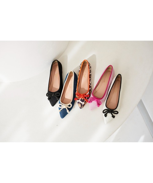 KOBE LETTUCE(コウベレタス)の「配色ポインテッドトゥバレエシューズ(バレエシューズ・レディース・その他/ホワイト/ブラック/レオパード/ラベンダー・L/LL/M/S)」の7枚目の写真