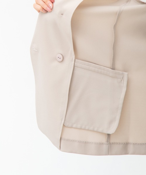 Honeys（ハニーズ）の「８分袖ダブル釦テーラー（テーラードジャケット・レディース・ブラック/ネイビー/アイボリー/グリーン系その他/ライトベージュ/ダークベージュ・S/M/L）」の8枚目の写真