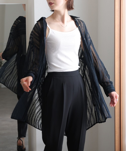 atlo(アトロ)の「総レース ロング丈シャツ(シャツ/ブラウス・レディース・ブラック/ベージュ/ネイビー・M/L)」の8枚目の写真