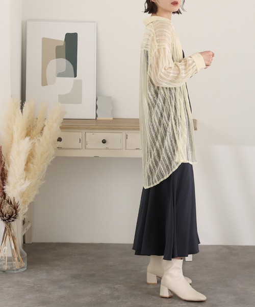 atlo(アトロ)の「総レース ロング丈シャツ(シャツ/ブラウス・レディース・ブラック/ベージュ/ネイビー・M/L)」の12枚目の写真