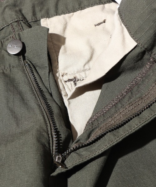 Carhartt WIP（カーハートダブリューアイピー）の「Carhartt WIP/カーハートダブリューアイピー REGULAR CARGO PANT カーゴパンツ ミリタリー（カーゴパンツ・メンズ・カーキ/ブラック・32inch/29inch/30inch/33inch/31inch/34inch/28inch）」の12枚目の写真