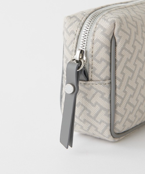 IACUCCI(イアクッチ)の「モノグランマ ポーチ JACQUARD/RUGA(ポーチ・レディース・キャメル/ライトグレー/ブラック・FREE)」の4枚目の写真