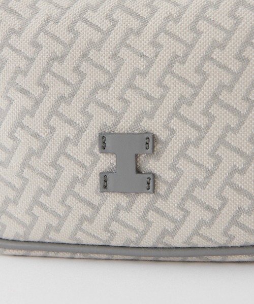 IACUCCI(イアクッチ)の「モノグランマ ポーチ JACQUARD/RUGA(ポーチ・レディース・キャメル/ライトグレー/ブラック・FREE)」の5枚目の写真