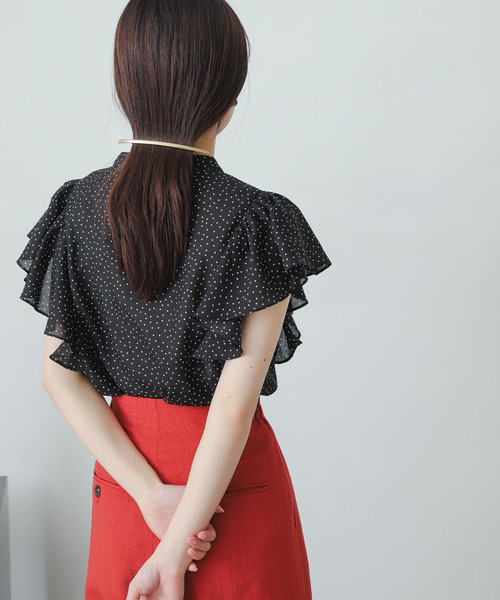 SENSE OF PLACE by URBAN RESEARCH(センスオブプレイスバイアーバンリサーチ)の「フリルスリーブブラウス(Tシャツ/カットソー・レディース・ホワイト系その他/ブラック系その他/ベージュ系その他・ONE)」の11枚目の写真