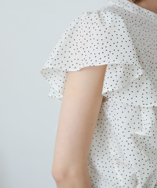 SENSE OF PLACE by URBAN RESEARCH(センスオブプレイスバイアーバンリサーチ)の「フリルスリーブブラウス(Tシャツ/カットソー・レディース・ホワイト系その他/ブラック系その他/ベージュ系その他・ONE)」の22枚目の写真
