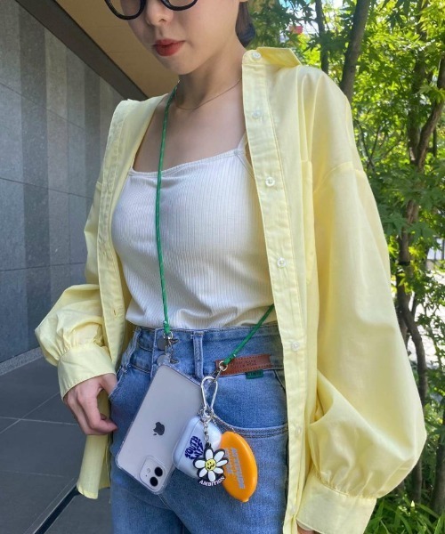SPINNS(スピンズ)の「プリントデザイン ワイヤレスイヤホンケース(スマホグッズ・レディース・レッド/ブルー・ONESIZE/P/3)」の19枚目の写真