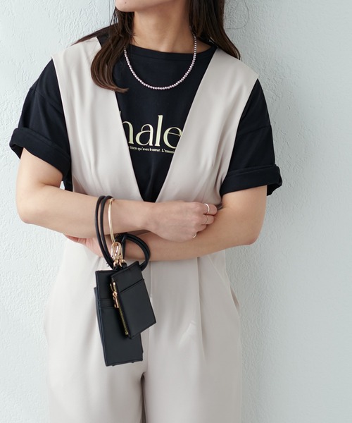 natural couture(ナチュラルクチュール)の「旬な1着 袖口ロールアップビッグロゴT(Tシャツ/カットソー・レディース・オフホワイト/ブラック/グレー/ピンク/その他2/その他1・FREE)」の4枚目の写真