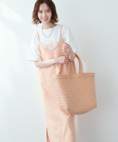 natural couture(ナチュラルクチュール)の「旬な1着 袖口ロールアップビッグロゴT(Tシャツ/カットソー・レディース・オフホワイト/ブラック/グレー/ピンク/その他2/その他1・FREE)」の8枚目の写真