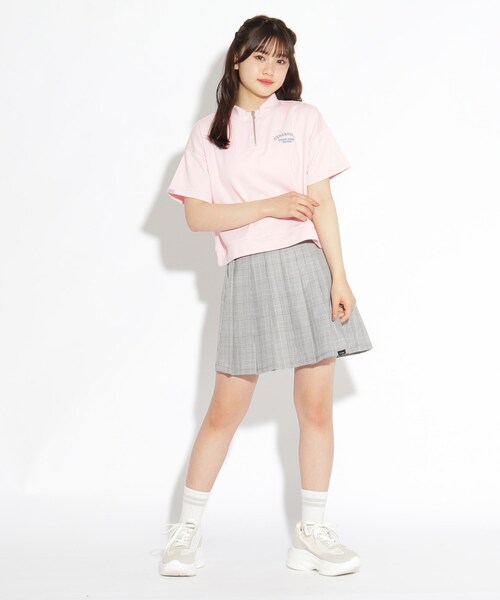 PINK-latte(ピンクラテ)の「◆ショート丈ハーフZIPトップス(Tシャツ/カットソー・キッズ・ダークグリーン/オフホワイト/ブルー/ピンク系・15 /14/16)」の17枚目の写真