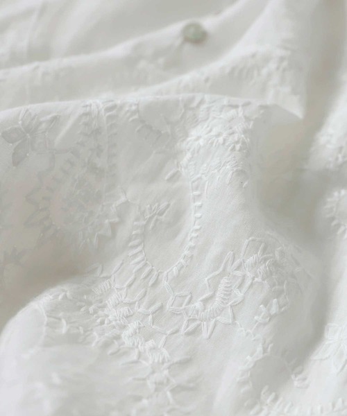 antiqua（アンティカ）の「テクニック不要！ペイズリー柄刺繍シャツ（シャツ/ブラウス・レディース・ブラック/オフホワイト・FREE）」の15枚目の写真