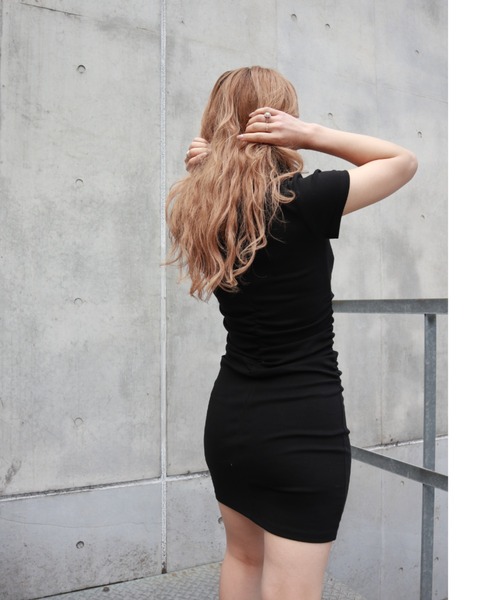 FIG&VIPER（フィグアンドバイパー）の「ZIPギャザーカット半袖OP（ワンピース・レディース・ブラック/ライトベージュ/ライトパープル・FREE）」の11枚目の写真