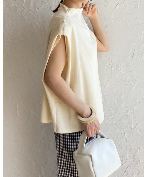 She's Closet（シーズクローゼット）の「ボトルネック肩タックノースリーブフレアプルオーバートップス（Tシャツ/カットソー・レディース・ブラック/モカ/アイボリー/グリーン・FREE）」の17枚目の写真