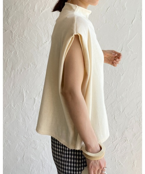 She's Closet（シーズクローゼット）の「ボトルネック肩タックノースリーブフレアプルオーバートップス（Tシャツ/カットソー・レディース・ブラック/モカ/アイボリー/グリーン・FREE）」の18枚目の写真
