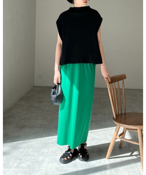 She's Closet（シーズクローゼット）の「ボトルネック肩タックノースリーブフレアプルオーバートップス（Tシャツ/カットソー・レディース・ブラック/モカ/アイボリー/グリーン・FREE）」の10枚目の写真