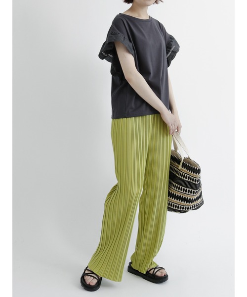 Samansa Mos2 blue（サマンサモスモスブルー）の「袖スカラップレースプルオーバー（Tシャツ/カットソー・レディース・ブラウン/オフホワイト/チャコール・ﾌﾘ-）」の9枚目の写真