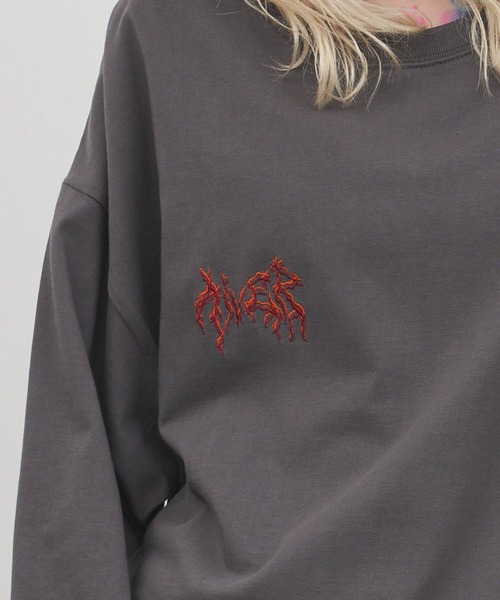 AIVER（アイバー）の「AIVER　棘刺繍ロンTEE（Tシャツ/カットソー・メンズ・ブラック/ホワイト/チャコールグレー・SMALL/MEDIUM/LARGE）」の21枚目の写真