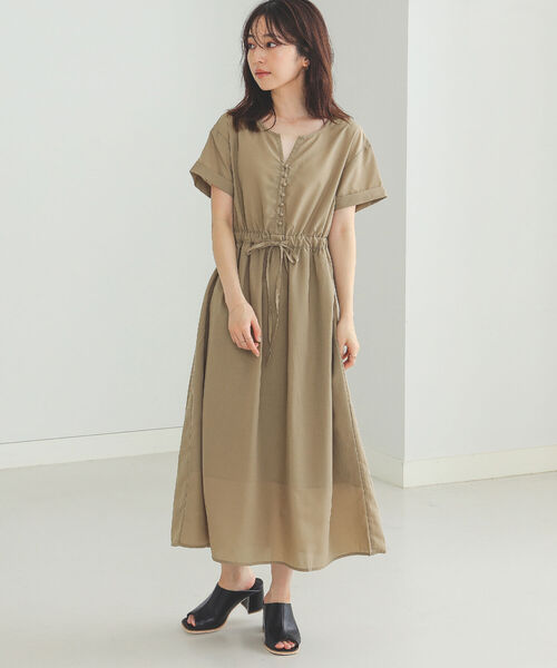 BEAMS HEART（ビームスハート）の「BEAMS HEART / 前釦 スキッパーネック ワンピース（ワンピース・レディース・ブラック/ベージュ/パープル系その他・ONESIZE）」の2枚目の写真