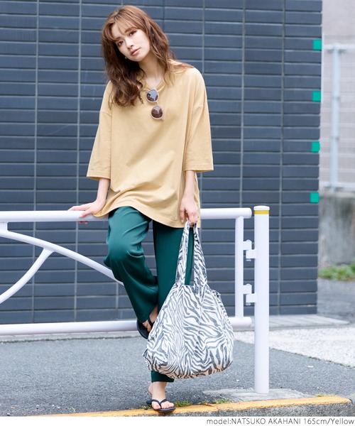 coca(coca)(コカ)の「カラーアソートビッグTee(Tシャツ/カットソー・レディース・ホワイト/その他/ワインレッド/チャコールグレー/グリーン/イエロー・ONE SIZE)」の18枚目の写真
