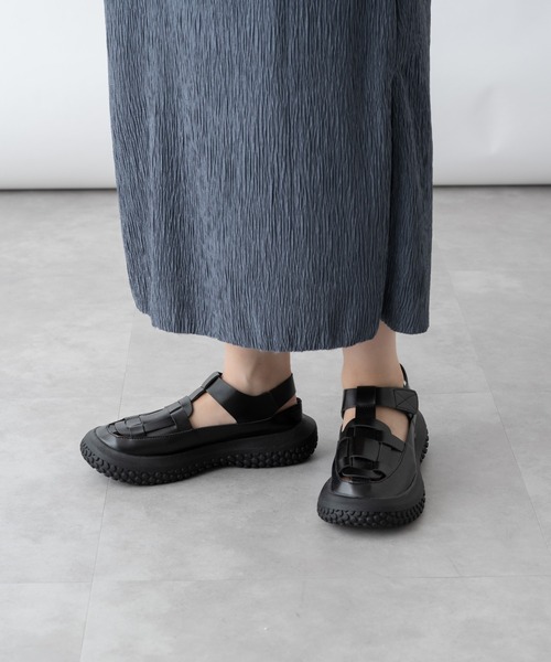 mebole(メボレ)の「厚底グルカサンダル(サンダル・レディース・ホワイト/ブラック/カーキ・SMALL/MEDIUM/LARGE)」の5枚目の写真