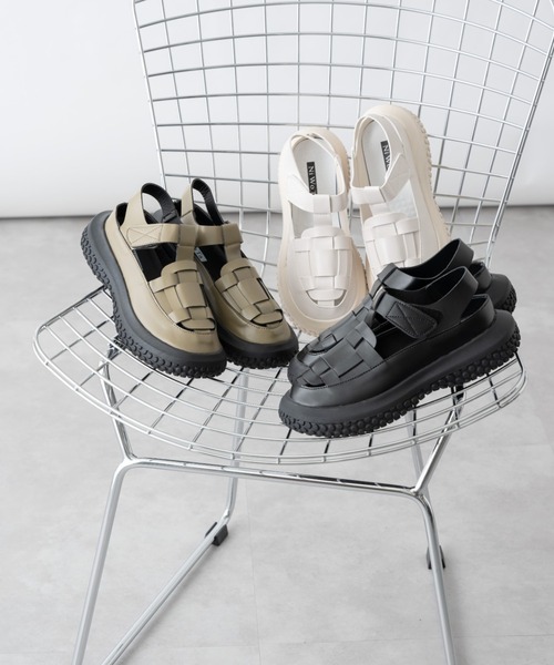 mebole(メボレ)の「厚底グルカサンダル(サンダル・レディース・ホワイト/ブラック/カーキ・SMALL/MEDIUM/LARGE)」の9枚目の写真