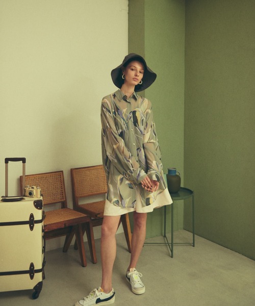 LA BELLE ETUDE（ラベルエチュード）の「ニュアンスリーフ柄配色パイピングGパンツ（その他パンツ・レディース・ライトグリーン/ネイビー・1/0）」の11枚目の写真