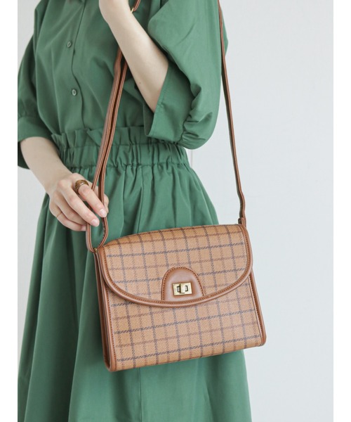 ehka sopo（エヘカソポ）の「チェックパイピングショルダーバッグ（ショルダーバッグ・レディース・ダークブラウン/ベージュ/ブラウン/キャメル・ﾌﾘ-）」の8枚目の写真