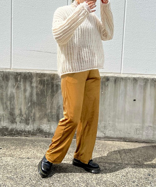 byYOUANCE(バイユアンス)の「ベロアストレートパンツ(その他パンツ・レディース・ブラック/ダークブラウン/グリーン/イエロー・FREE)」の22枚目の写真