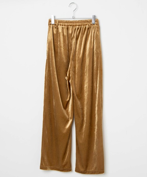 byYOUANCE(バイユアンス)の「ベロアストレートパンツ(その他パンツ・レディース・ブラック/ダークブラウン/グリーン/イエロー・FREE)」の8枚目の写真