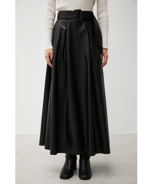 AZUL by moussy（アズールバイマウジー）の「FAUX LEATHER HIGH WAIST SKIRT/フェイクレザーハイウエストスカート（スカート・レディース・アイボリー/ブラック/ダークブルー・SMALL/MEDIUM）」の17枚目の写真
