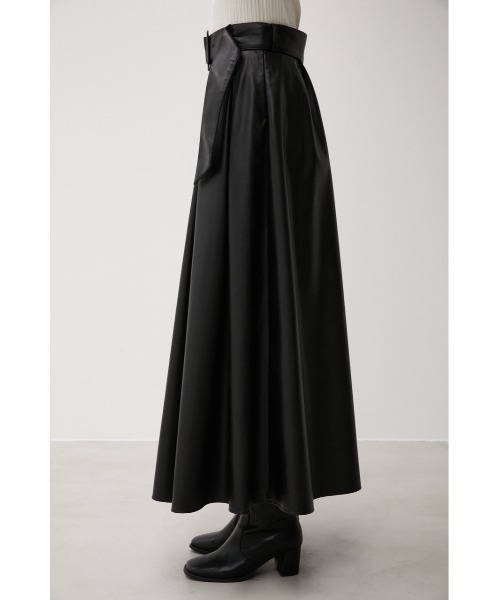 AZUL by moussy（アズールバイマウジー）の「FAUX LEATHER HIGH WAIST SKIRT/フェイクレザーハイウエストスカート（スカート・レディース・アイボリー/ブラック/ダークブルー・SMALL/MEDIUM）」の18枚目の写真