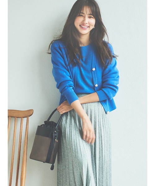 Te chichi（テチチ）の「フロントパールVネックカーディガン（カーディガン/ボレロ・レディース・ブラック/オフホワイト/グレー/ブルー・ﾌﾘ-）」の4枚目の写真