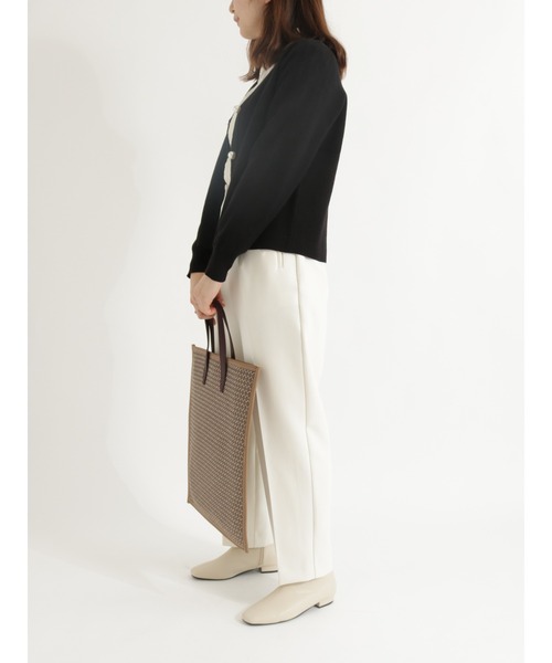 Te chichi（テチチ）の「フロントパールVネックカーディガン（カーディガン/ボレロ・レディース・ブラック/オフホワイト/グレー/ブルー・ﾌﾘ-）」の13枚目の写真