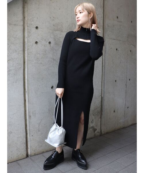 MURUA（ムルーア）の「ハーフジップスリットナローワンピース（ワンピース・レディース・ブラック/グリーン/モカ・FREE）」の6枚目の写真