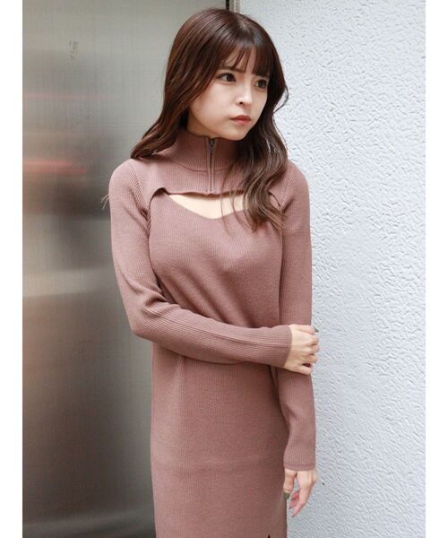 MURUA（ムルーア）の「ハーフジップスリットナローワンピース（ワンピース・レディース・ブラック/グリーン/モカ・FREE）」の12枚目の写真