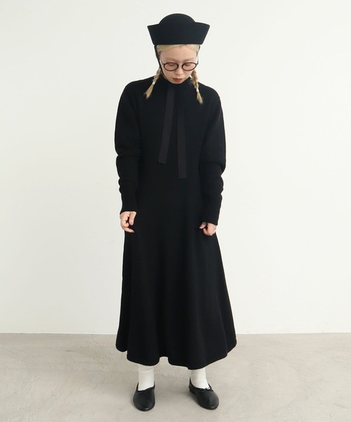 AMBIDEX(アンビデックス)の「WGハイネックフレアーワンピース(ワンピース・レディース・ブラック/ブルー/レッド・FREE)」の5枚目の写真