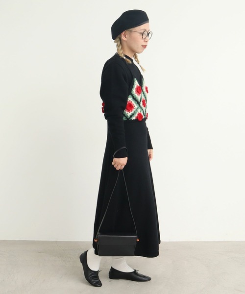 AMBIDEX(アンビデックス)の「WGハイネックフレアーワンピース(ワンピース・レディース・ブラック/ブルー/レッド・FREE)」の9枚目の写真