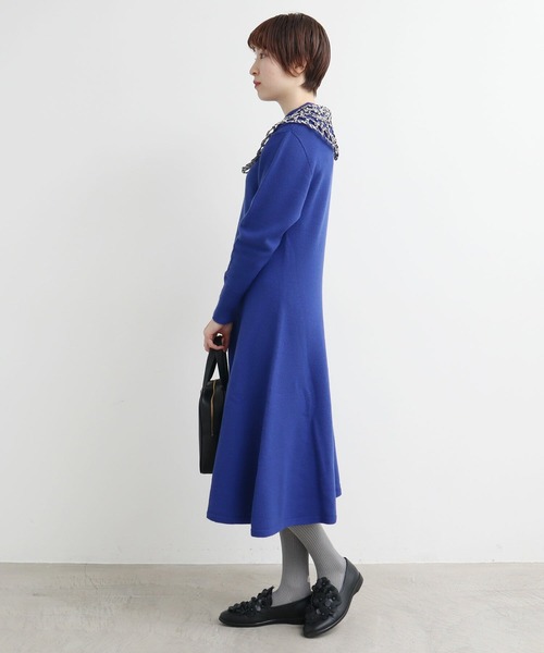 AMBIDEX(アンビデックス)の「WGハイネックフレアーワンピース(ワンピース・レディース・ブラック/ブルー/レッド・FREE)」の14枚目の写真