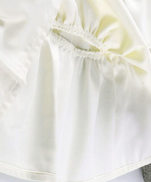 BRANSHES（ブランシェス）の「ティアード裏起毛トレーナー（スウェット・キッズ・杢グレー/ライトグリーン・140/130/120/150/90/110/100）」の7枚目の写真