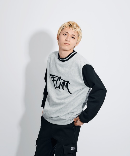 FCMM（エフシーエムエム）の「【日本限定アイテム】SKETCH LOGO LINED CREWNECK/スケッチロゴラインクルーネック（スウェット・メンズ・アイボリー/グレー・LARGE/MEDIUM）」の8枚目の写真