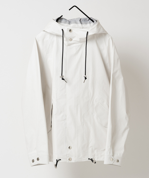 Mackintosh ホワイトジャケット 日経タブロイド掲載】MACKINTOSH LONDON 2025年春の傑作選