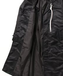 Onitsuka Tiger（オニツカタイガー）の「COAT / コート