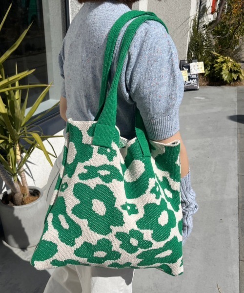 nemne store（ネンネストア）の「【nemne】フラワーニットトートバッグ（トートバッグ・レディース・イエロー/グリーン・フリー）」の4枚目の写真