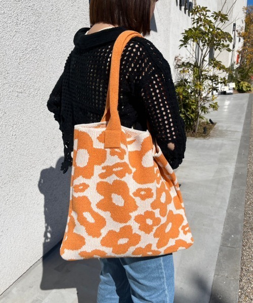 nemne store（ネンネストア）の「【nemne】フラワーニットトートバッグ（トートバッグ・レディース・イエロー/グリーン・フリー）」の8枚目の写真
