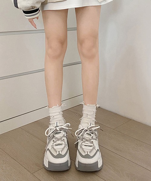 aimoha（アイモハ）の「ユニセックス厚底ソールスニーカー（スニーカー・レディース・ブラック/ベージュ/ホワイト・23.0cm/25.0cm/24.0cm/23.5cm/24.5cm/22.5cm）」の13枚目の写真