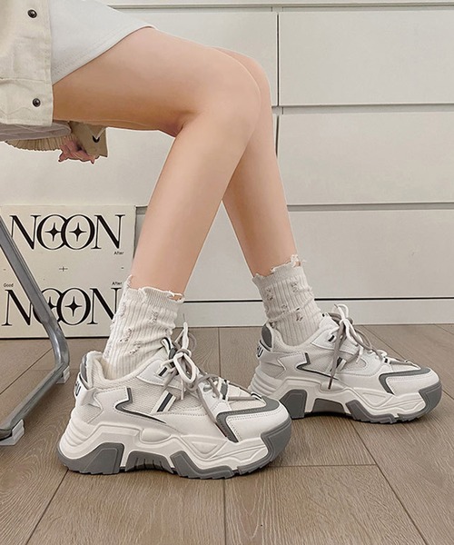 aimoha（アイモハ）の「ユニセックス厚底ソールスニーカー（スニーカー・レディース・ブラック/ベージュ/ホワイト・23.0cm/25.0cm/24.0cm/23.5cm/24.5cm/22.5cm）」の10枚目の写真