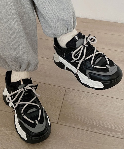 aimoha（アイモハ）の「ユニセックス厚底ソールスニーカー（スニーカー・レディース・ブラック/ベージュ/ホワイト・23.0cm/25.0cm/24.0cm/23.5cm/24.5cm/22.5cm）」の11枚目の写真