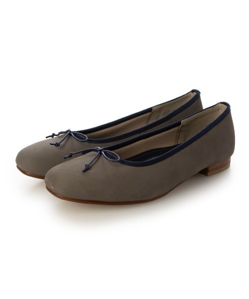 ing（イング）の「【３E】ワンポイントバレエシューズ（バレエシューズ・レディース・ブラック/ストーン/ベージュ系その他5/霜降りグレー/シャーベット/ブルー系その他/オフホワイト/その他19/ダークアッシュ/ライトカーキ/ブラウン系その他・22.5cm/23cm/23.5cm/24cm/24.5cm）」の4枚目の写真