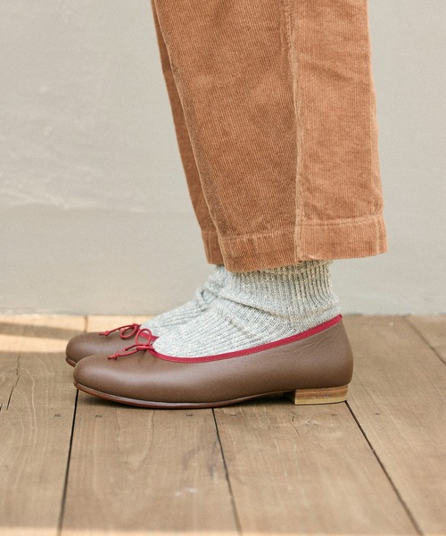 ing（イング）の「【３E】ワンポイントバレエシューズ（バレエシューズ・レディース・ブラック/ストーン/ベージュ系その他5/霜降りグレー/シャーベット/ブルー系その他/オフホワイト/その他19/ダークアッシュ/ライトカーキ/ブラウン系その他・22.5cm/23cm/23.5cm/24cm/24.5cm）」の17枚目の写真